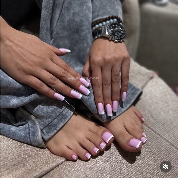 Meet your Posher, Monica - Picture 10 of 10